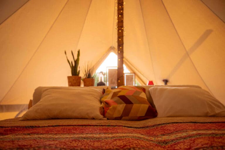 binnenkant glamping tent